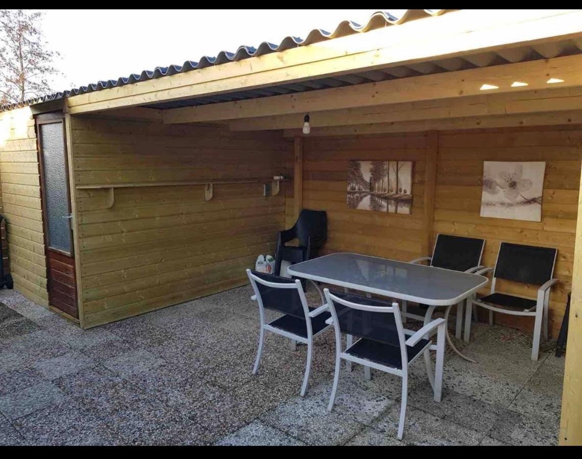 Cozy Chalet In Opmeer Near Amsterdam And Beach 외부 사진