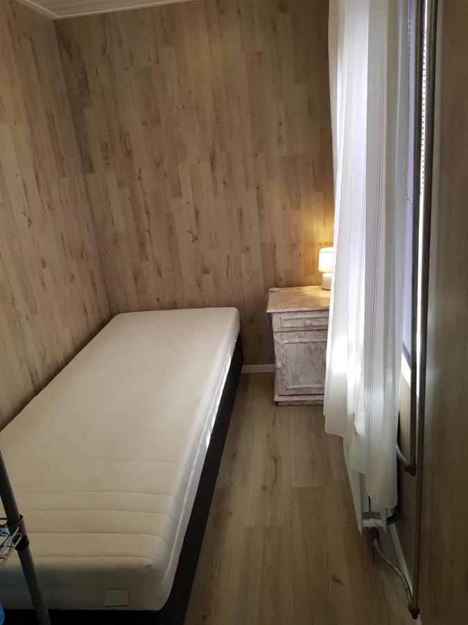 Cozy Chalet In Opmeer Near Amsterdam And Beach 외부 사진